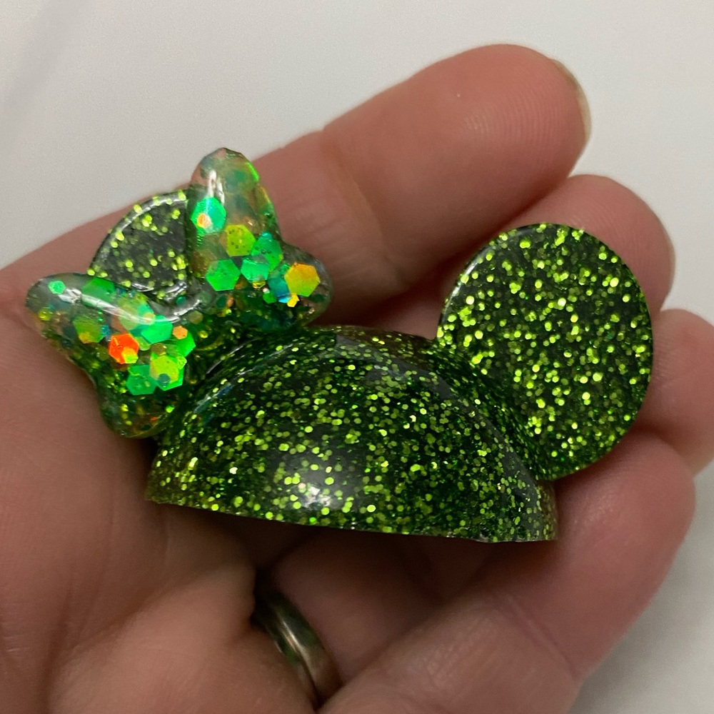 Disney’s Minnie Mouse Green Glitter Straw Topper